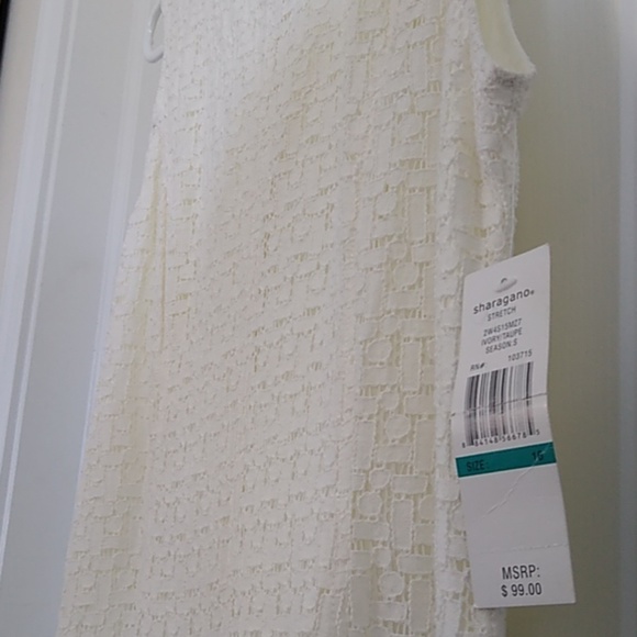 Dress 👗 - Picture 3 of 6